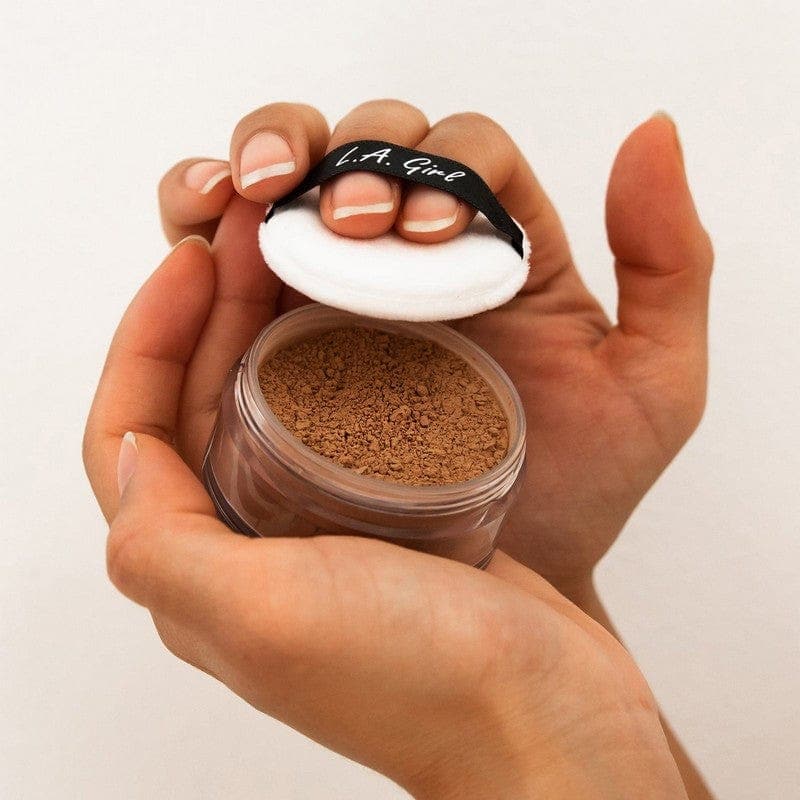 Lagirlcolors Instant Finish Blurring Loose Powder LA Girl - Instant Finish Blurring Loose Powder